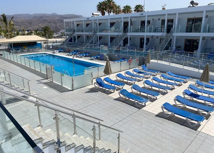 Rt-apartamentos Sol Y Paz Appart hôtel *